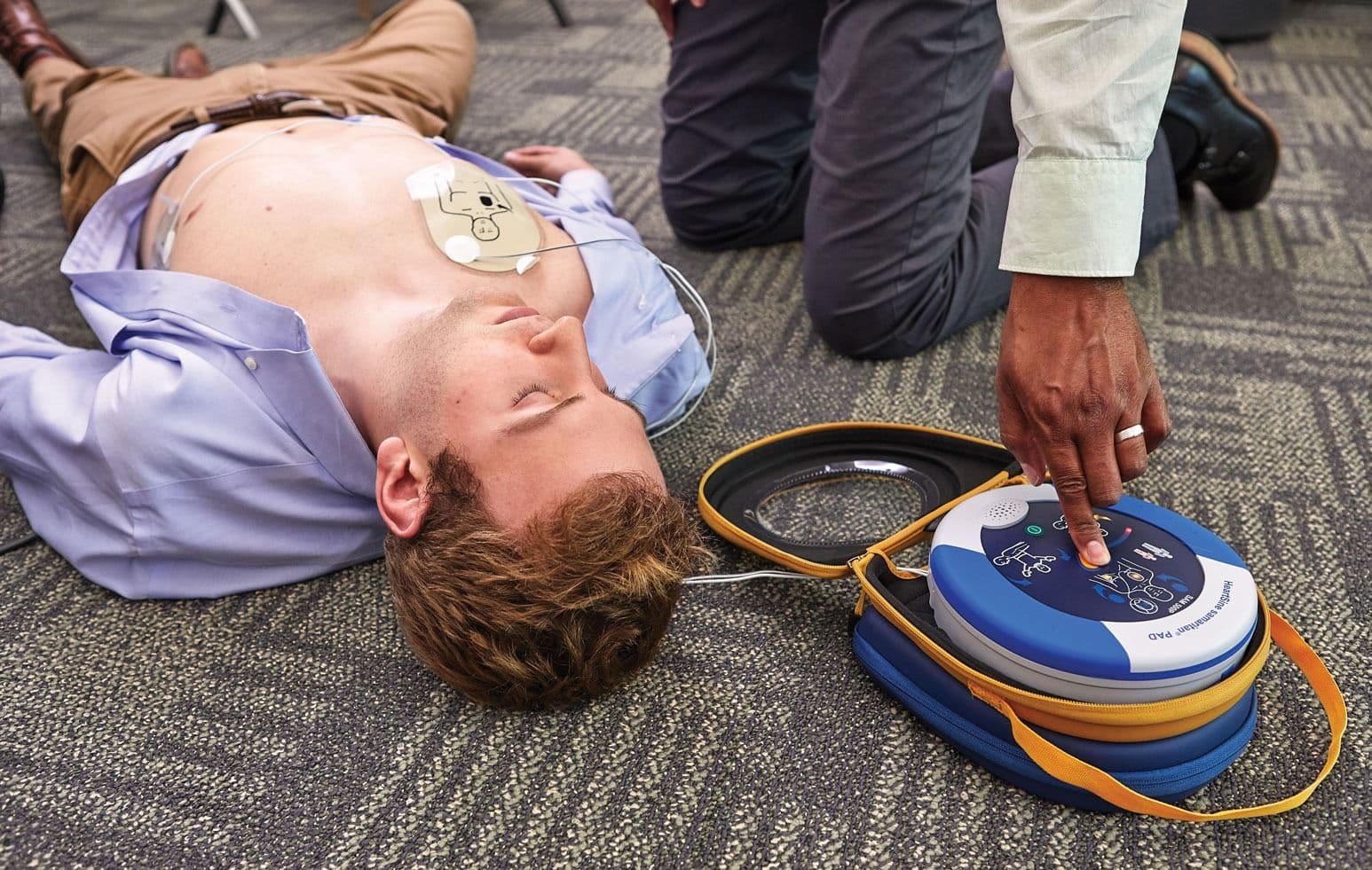 Använda hjärtstartare - sam